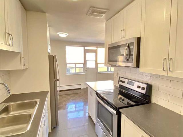 502 - 4340 Bathurst St