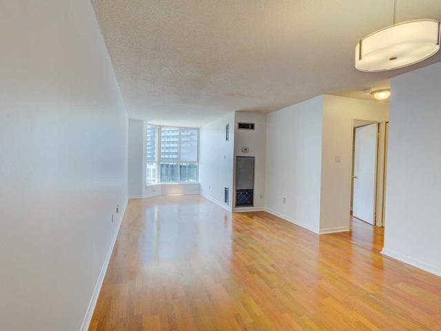 517 - 44 St Joseph St