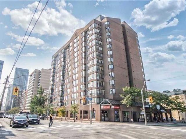 210 - 117 Gerrard St E