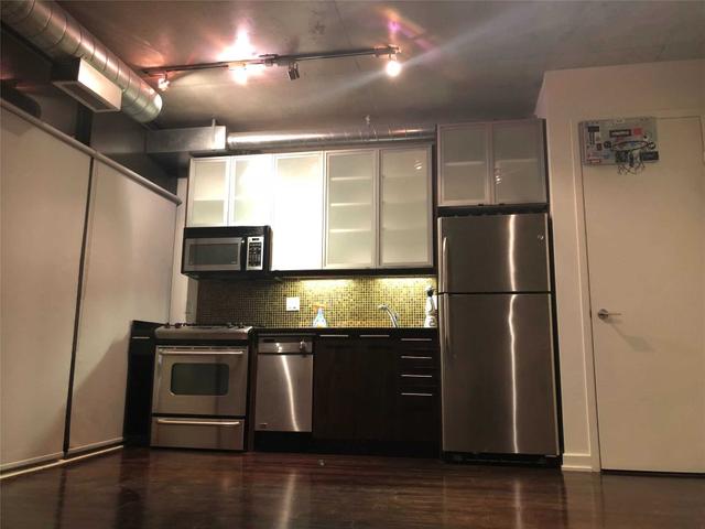 408 - 533 Richmond St W