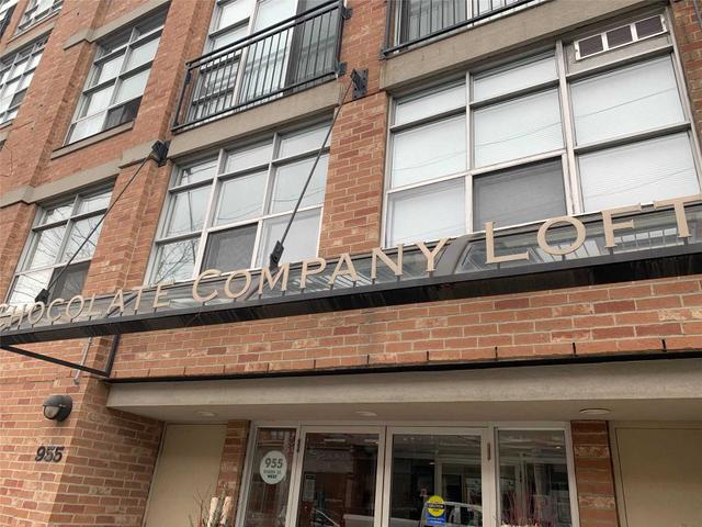 PH20 - 955 Queen St W