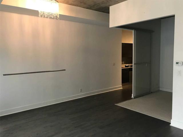 303 - 399 Adelaide St