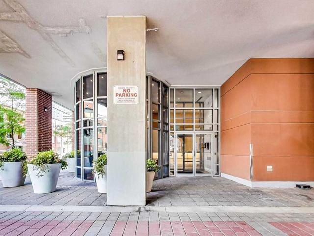 1410 - 255 Richmond St E