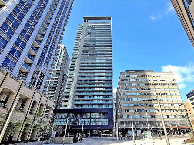 Parking - 770 Bay St