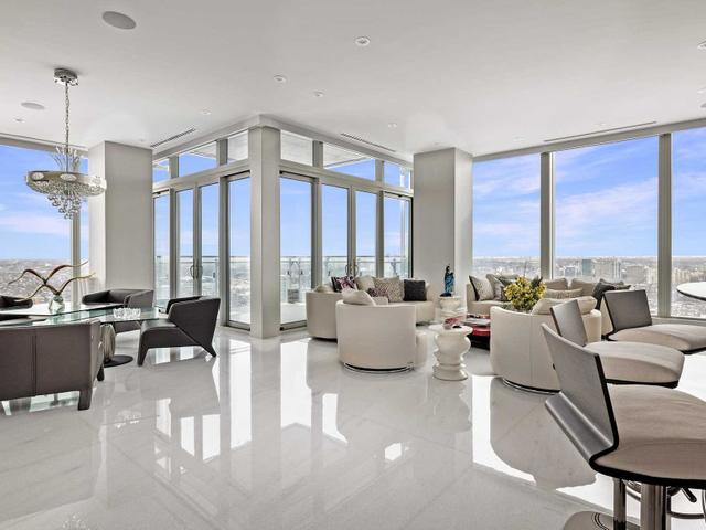 4001 - 50 Yorkville Ave