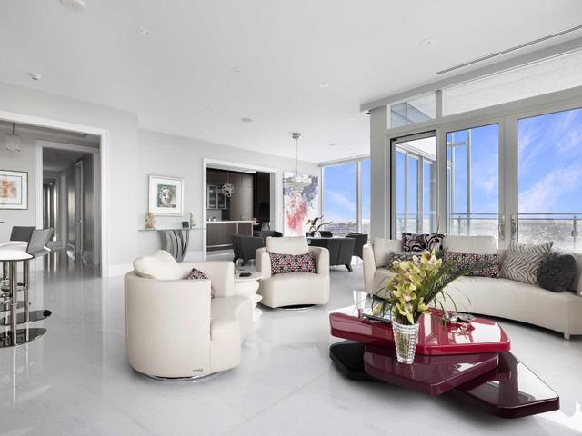 4001 - 50 Yorkville Ave