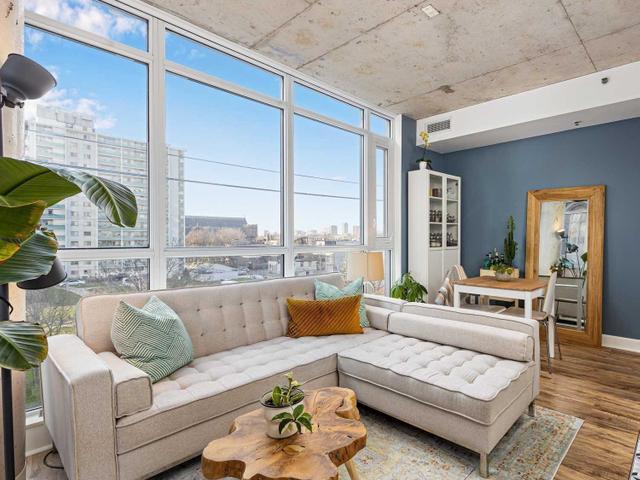 405 - 707 Dovercourt Rd