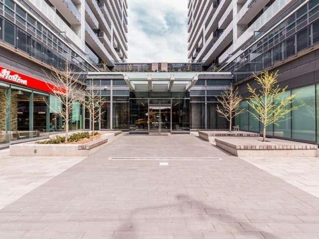 225 - 1030 King St W