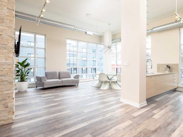 306 - 380 Macpherson Ave