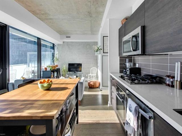 701 - 11 Charlotte St