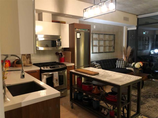 701 - 25 Stafford St