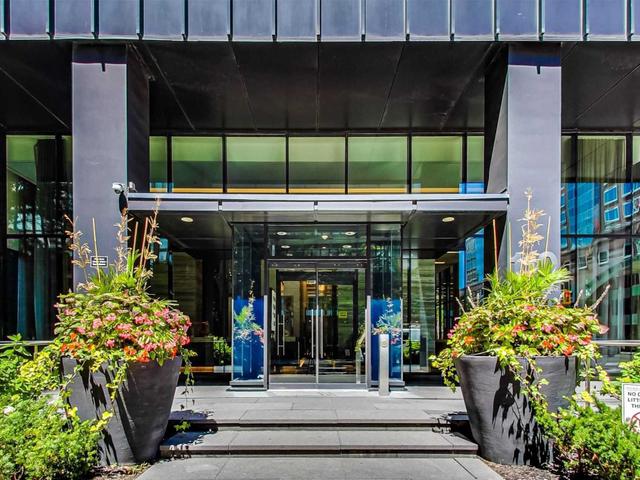 2901 - 110 Charles St E