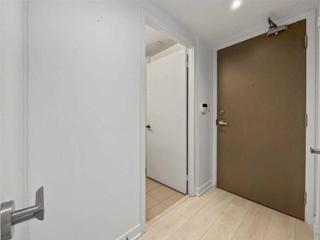 2502 - 88 Harbour St