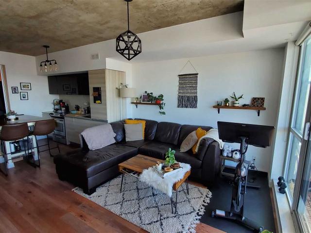 1411 - 20 Minowan Miikan Lane