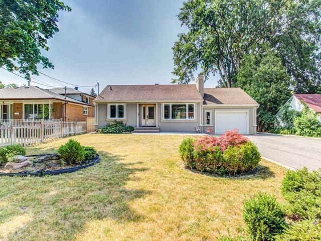 7 Risebrough Ave