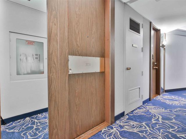 3029 - 33 Harbour Sq