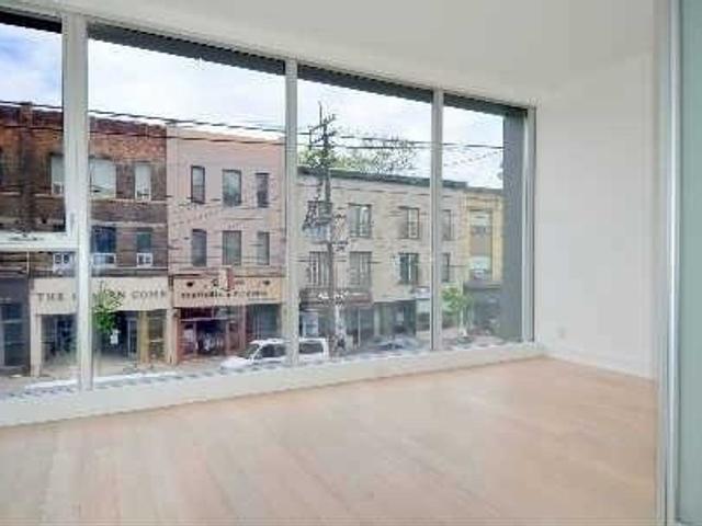 205 - 799 College St