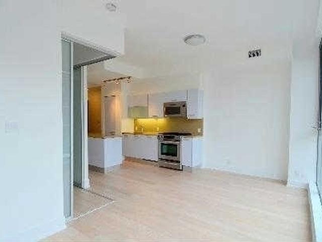 205 - 799 College St