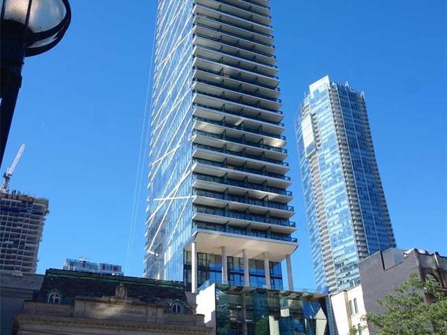 1505 - 224 King St W