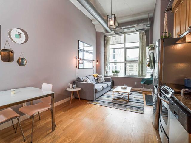 705 - 155 Dalhousie St