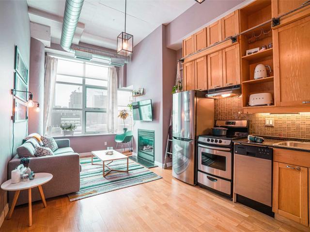 705 - 155 Dalhousie St