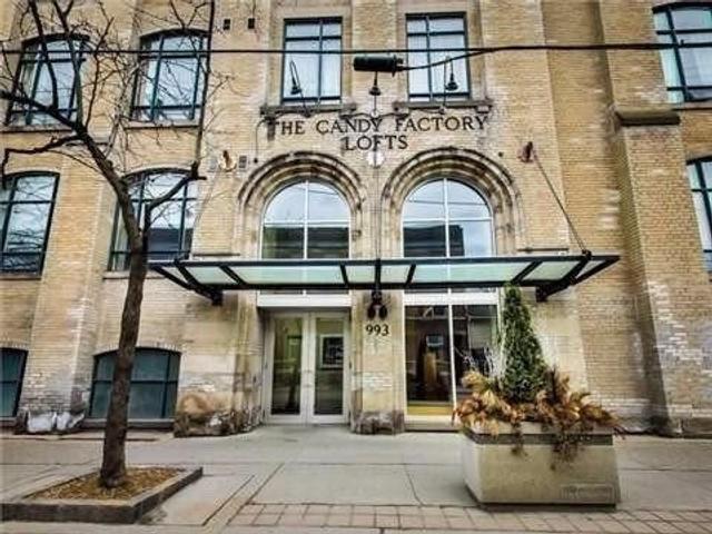 405 - 993 Queen St W