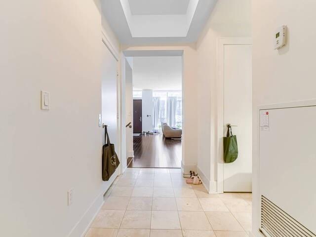 TH103 - 39 Queens Quay E Way