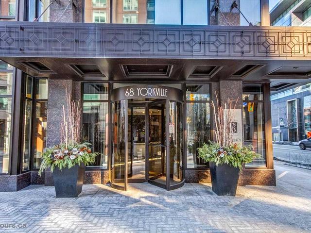 404 - 68 Yorkville Ave