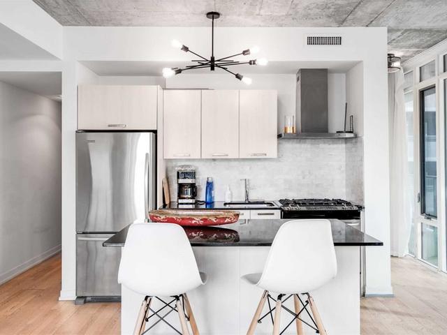 517 - 95 Bathurst St