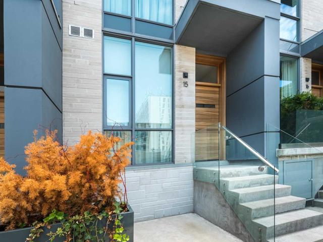 15 - 850 Richmond St W