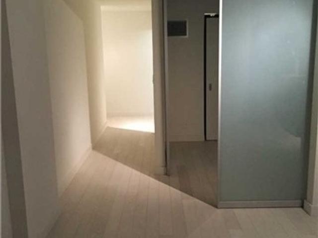 324 - 111 Bathurst St