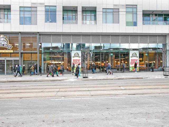 915 - 27 Bathurst St