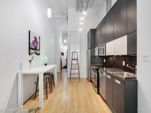 109 - 380 Macpherson Ave