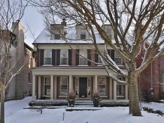 175 Roxborough Dr