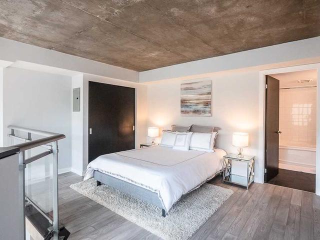 629 - 255 Richmond St E