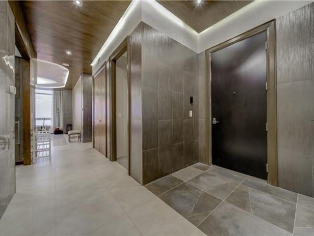 PH16 - 5 Sheppard Ave E