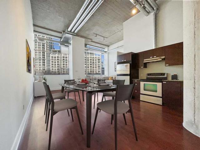 109 - 637 Lake Shore Blvd W