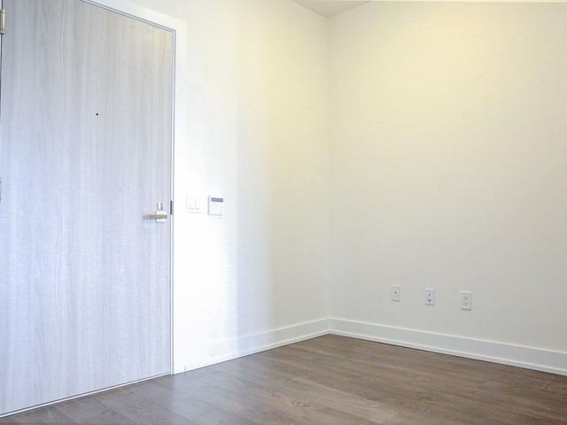 321 - 80 Vanauley St