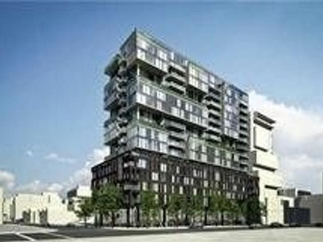 1102 - 111 Bathurst St
