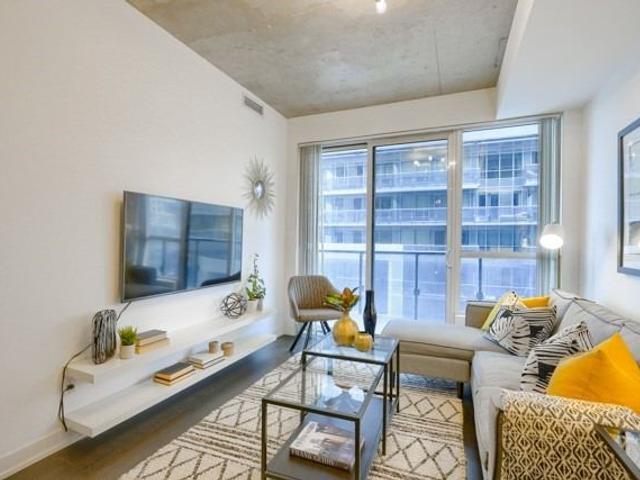 846 - 1030 King St W