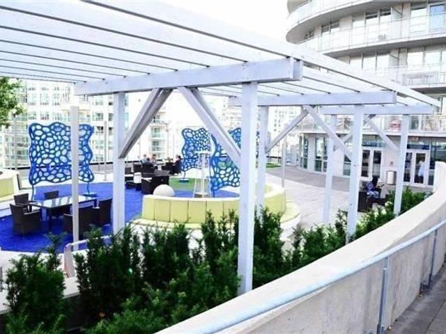 1502 - 38 Dan Leckie Way