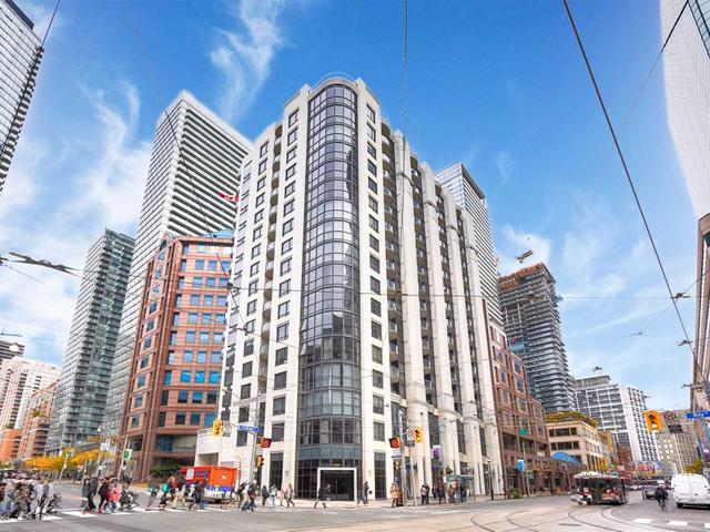 1106 - 801 Bay St
