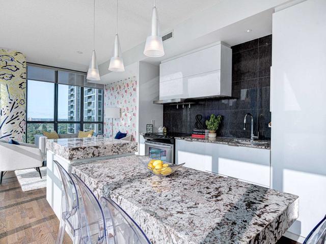 3206 - 101 Charles St E