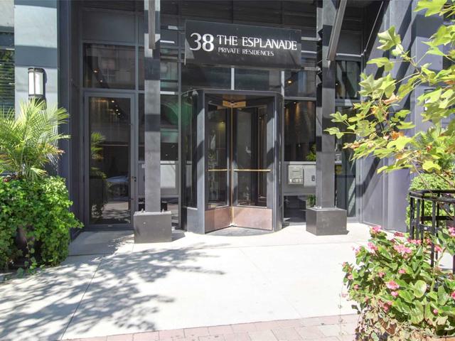 1209 - 38 The Esplanade