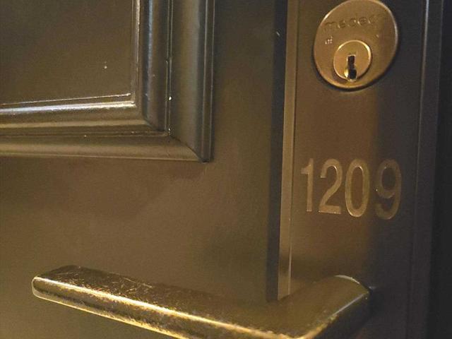 1209 - 38 The Esplanade