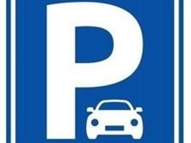 Parking - 115 Blue Jays Way