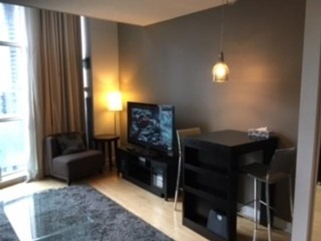 1114 - 36 Blue Jays Way