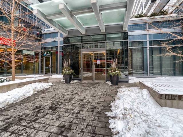 740 - 1030 King St W