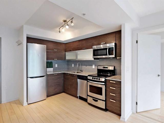2006E - 36 Lisgar St