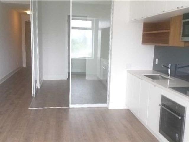 603 - 111 St Clair Ave W